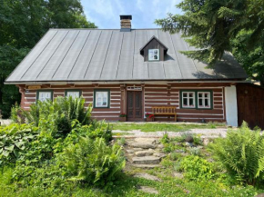 Chalupa Šárka, Dolni Dvur